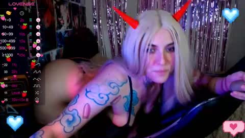 Snapshot of jinx_25 chatting on February 21, 2025, 6:40 am  Jinx  online show from February 21, 2025, 6:40 am