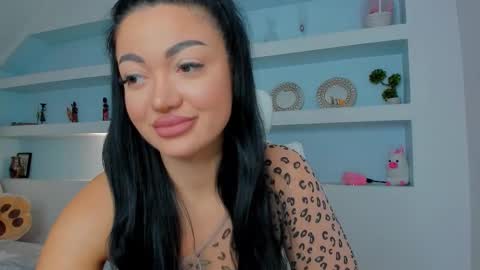 Juliee online show from September 30, 2025, 7:02 am