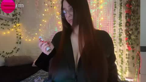 Snapshot of jiyonaa chatting on September 11, 2025, 1:11 pm Ister online show from September 11, 2025, 1:11 pm