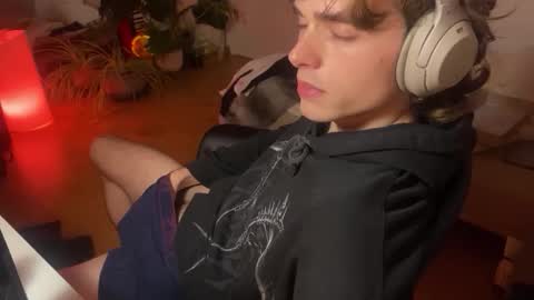 Snapshot of jjayce25ste chatting on November 30, 2025, 9:30 pm Kitty online show from November 30, 2025, 9:30 pm