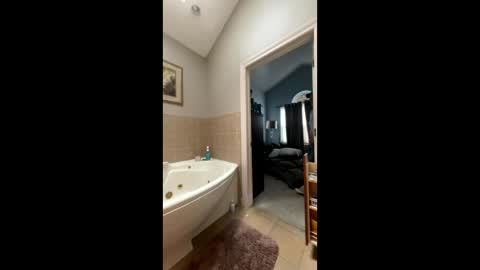 Jimmy online show from September 19, 2025, 11:05 pm