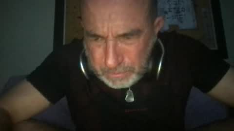 jmombombero63 online show from November 18, 2025, 1:11 am