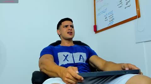 Snapshot of jmortton chatting on September 18, 2025, 12:40 pm IGJmortton online show from September 18, 2025, 12:40 pm