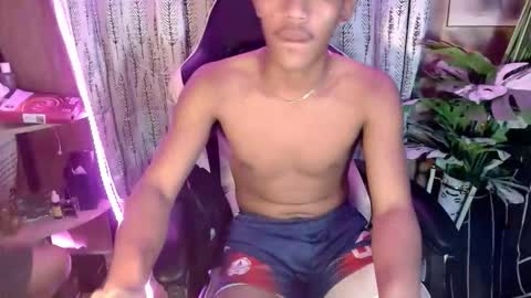 Snapshot of jn_lustzone chatting on October 27, 2025, 5:39 pm jn_lustzone online show from October 27, 2025, 5:39 pm