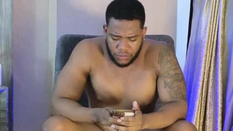 JOAN SAENZ online show from September 9, 2025, 9:14 pm