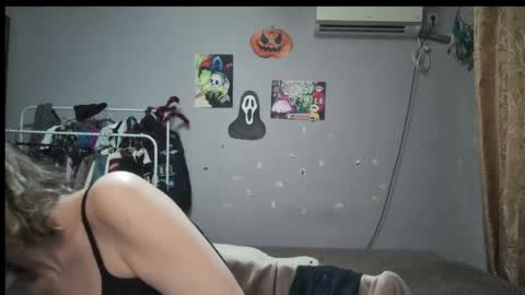 Snapshot of joanna_tompsonlove0 chatting on December 13, 2024, 7:10 pm Joannatompson online show from December 13, 2024, 7:10 pm