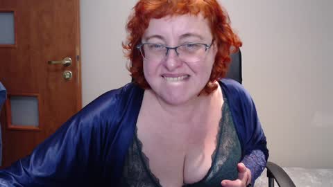 Snapshot of joannaandneighbour chatting on December 23, 2024, 1:13 pm Joanna and Greg online show from December 23, 2024, 1:13 pm