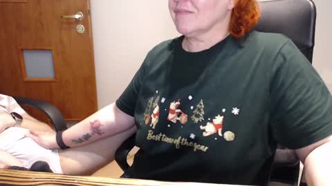 Snapshot of joannaandneighbour chatting on December 26, 2024, 9:01 am Joanna and Greg online show from December 26, 2024, 9:01 am