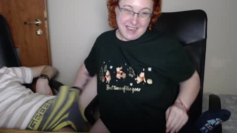 Snapshot of joannaandneighbour chatting on December 29, 2024, 8:48 pm Joanna and Greg online show from December 29, 2024, 8:48 pm