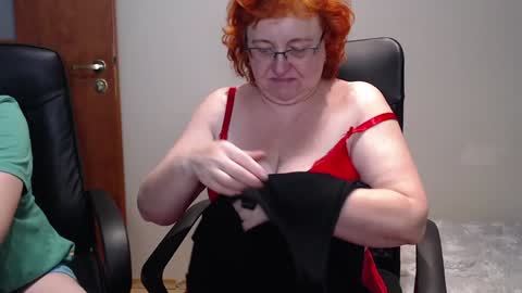 Snapshot of joannaandneighbour chatting on January 5, 2025, 11:48 am Joanna and Greg online show from January 5, 2025, 11:48 am