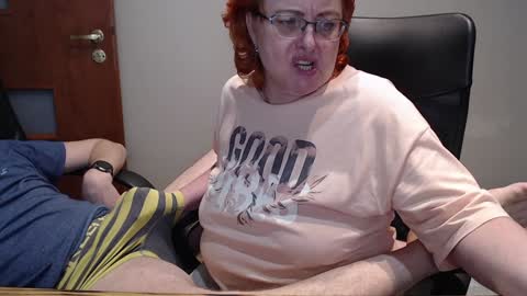 Snapshot of joannaandneighbour chatting on January 10, 2025, 7:21 pm Joanna and Greg online show from January 10, 2025, 7:21 pm