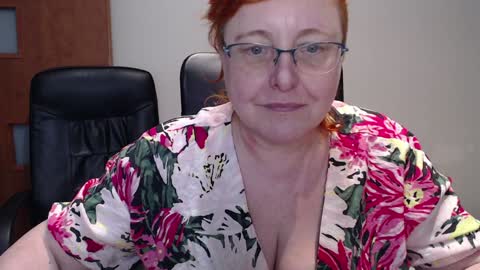 Snapshot of joannaandneighbour chatting on January 15, 2025, 3:39 pm Joanna and Greg online show from January 15, 2025, 3:39 pm