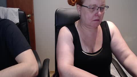 Snapshot of joannaandneighbour chatting on January 18, 2025, 8:41 am Joanna and Greg online show from January 18, 2025, 8:41 am