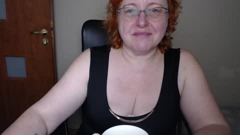 Snapshot of joannaandneighbour chatting on January 21, 2025, 7:58 am Joanna and Greg online show from January 21, 2025, 7:58 am