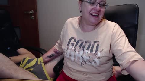 Snapshot of joannaandneighbour chatting on January 23, 2025, 8:25 am Joanna and Greg online show from January 23, 2025, 8:25 am