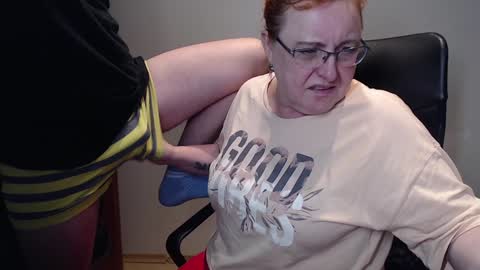 Snapshot of joannaandneighbour chatting on January 23, 2025, 2:28 pm Joanna and Greg online show from January 23, 2025, 2:28 pm