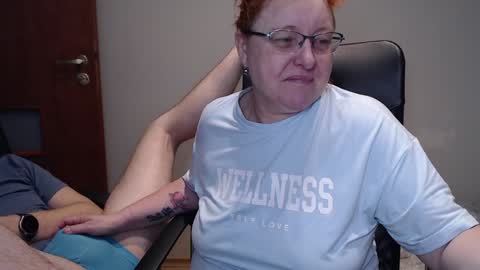 Snapshot of joannaandneighbour chatting on January 30, 2025, 7:39 am Joanna and Greg online show from January 30, 2025, 7:39 am