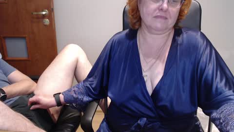 Snapshot of joannaandneighbour chatting on January 31, 2025, 2:39 pm Joanna and Greg online show from January 31, 2025, 2:39 pm