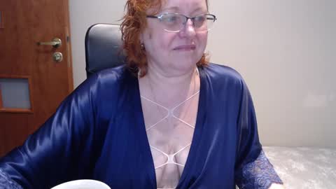 Snapshot of joannaandneighbour chatting on February 3, 2025, 8:35 am Joanna and Greg online show from February 3, 2025, 8:35 am