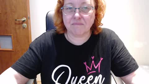 Snapshot of joannaandneighbour chatting on February 4, 2025, 7:29 am Joanna and Greg online show from February 4, 2025, 7:29 am