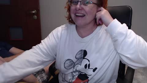 Snapshot of joannaandneighbour chatting on February 6, 2025, 5:30 pm Joanna and Greg online show from February 6, 2025, 5:30 pm