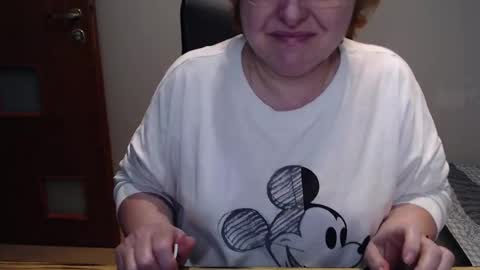 Snapshot of joannaandneighbour chatting on February 15, 2025, 12:11 pm Joanna and Greg online show from February 15, 2025, 12:11 pm