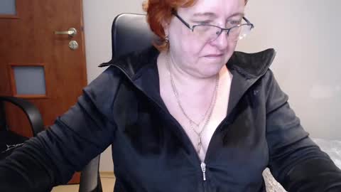 Snapshot of joannaandneighbour chatting on February 22, 2025, 11:46 am Joanna and Greg online show from February 22, 2025, 11:46 am