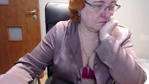 Snapshot of joannaandneighbour chatting on March 10, 2025, 12:04 pm Joanna and Greg online show from March 10, 2025, 12:04 pm