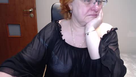 Snapshot of joannaandneighbour chatting on March 12, 2025, 9:44 am Joanna and Greg online show from March 12, 2025, 9:44 am