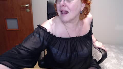 Snapshot of joannaandneighbour chatting on March 12, 2025, 12:47 pm Joanna and Greg online show from March 12, 2025, 12:47 pm