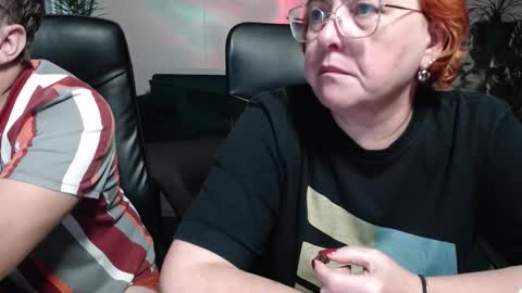 Snapshot of joannaandneighbour chatting on October 8, 2025, 8:34 am Joanna and Greg online show from October 8, 2025, 8:34 am