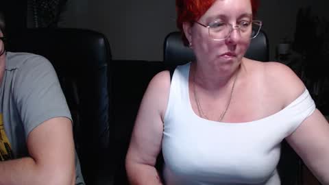 Snapshot of joannaandneighbour chatting on November 14, 2025, 11:53 am Joanna and Greg online show from November 14, 2025, 11:53 am