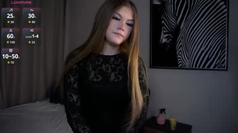 Karyn online show from November 17, 2025, 7:14 am