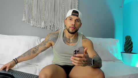 joe_esthetic online show from December 15, 2024, 12:07 am