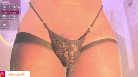 Snapshot of joel_tyler_ chatting on November 19, 2025, 10:10 pm Joel online show from November 19, 2025, 10:10 pm