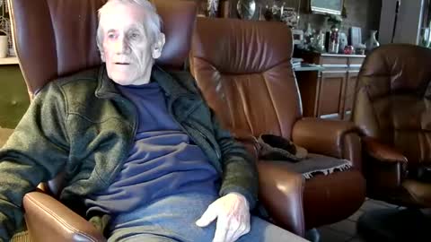 Snapshot of johan7_heet chatting on January 2, 2025, 3:51 pm johan7 heet online show from January 2, 2025, 3:51 pm