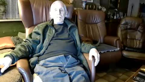 johan7 heet online show from January 15, 2025, 4:32 pm