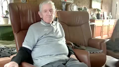 Snapshot of johan7_heet chatting on January 25, 2025, 1:30 pm johan7 heet online show from January 25, 2025, 1:30 pm