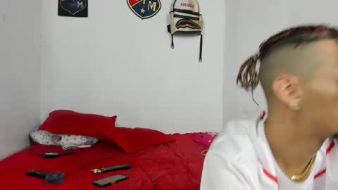 Snapshot of johan_and_antonella chatting on November 1, 2025, 3:19 am johan_and_antonella online show from November 1, 2025, 3:19 am