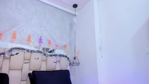 Snapshot of johan_gz_ chatting on October 11, 2025, 11:42 am Johan online show from October 11, 2025, 11:42 am