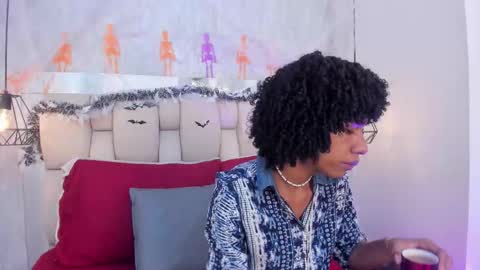 Snapshot of johan_gz_ chatting on October 15, 2025, 11:32 am Johan online show from October 15, 2025, 11:32 am