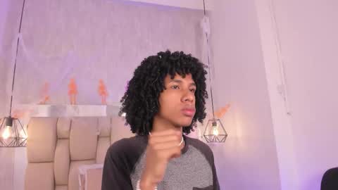 Snapshot of johan_gz_ chatting on October 28, 2025, 11:36 am Johan online show from October 28, 2025, 11:36 am