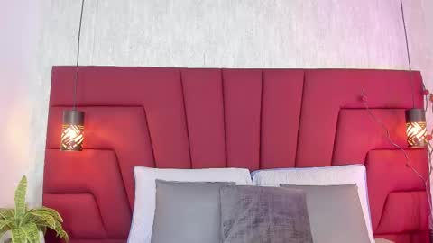 Snapshot of johan_gz_ chatting on November 3, 2025, 11:44 am Johan online show from November 3, 2025, 11:44 am