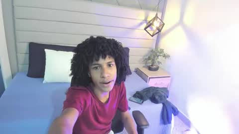 Snapshot of johan_gz_ chatting on November 4, 2025, 11:42 am Johan online show from November 4, 2025, 11:42 am