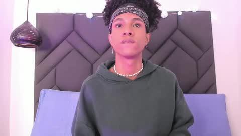 Snapshot of johan_gz_ chatting on December 3, 2025, 5:33 pm Johan online show from December 3, 2025, 5:33 pm