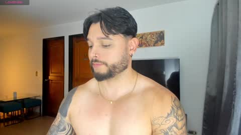 Snapshot of johatsu chatting on January 15, 2025, 2:06 am King - online show from January 15, 2025, 2:06 am