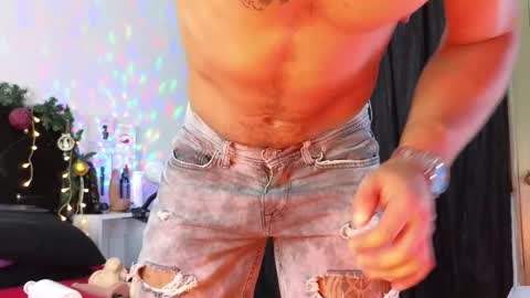 Snapshot of john_and_louis chatting on December 20, 2024, 2:05 pm John online show from December 20, 2024, 2:05 pm