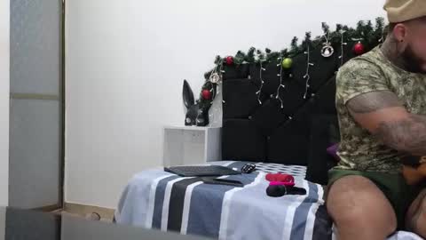 Snapshot of john_and_louis chatting on December 22, 2024, 11:00 am John online show from December 22, 2024, 11:00 am