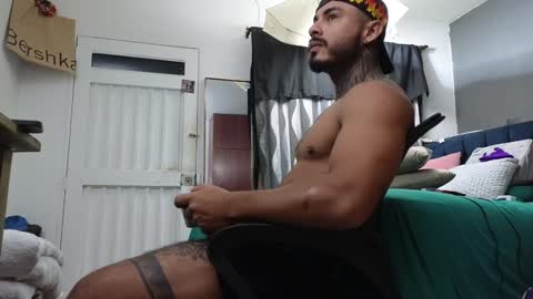 Snapshot of john_and_louis chatting on January 17, 2025, 11:06 am John online show from January 17, 2025, 11:06 am