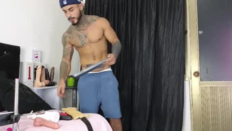 Snapshot of john_and_louis chatting on February 15, 2025, 2:11 pm John online show from February 15, 2025, 2:11 pm